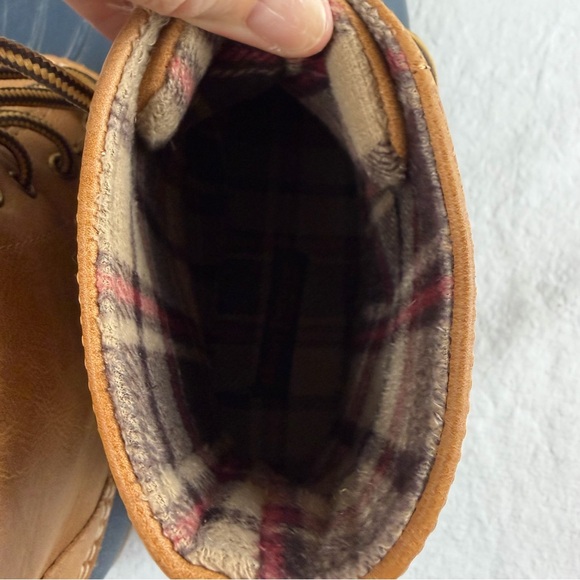 Henry Ferrera Women’s Tan Navy Faux Leather Lace Up Duck Boots sz. 8 - Picture 10 of 13